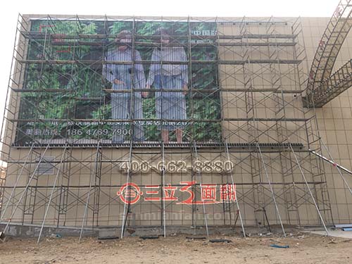 你了解山東③立廠家的三面翻廣告牌優(yōu)勢(shì)是什么嗎？