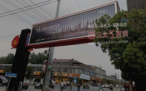 生產跨街過路三面翻龍門架廣告牌鋼結構時哪些需注意？